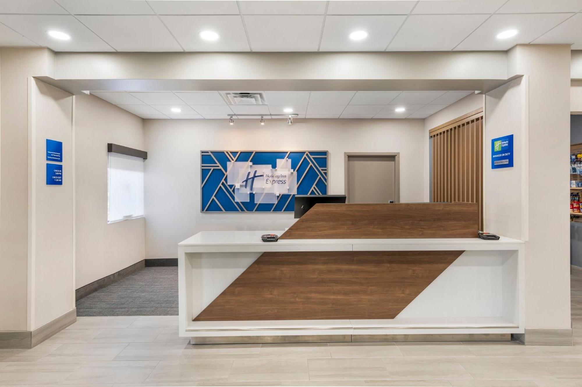 Holiday Inn Express Greencastle, An Ihg Hotel Екстериор снимка