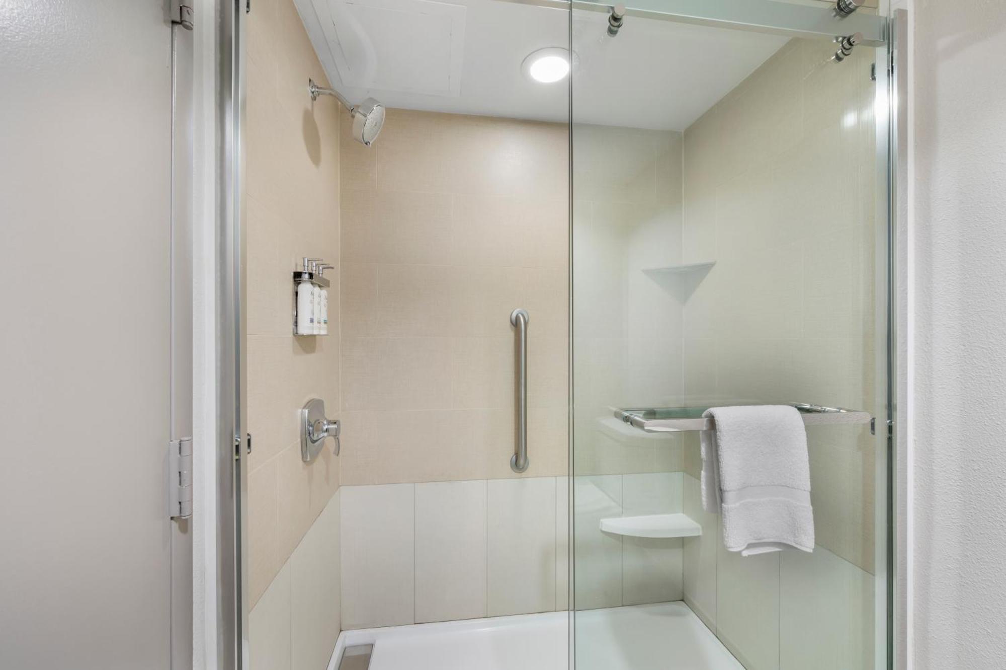 Holiday Inn Express Greencastle, An Ihg Hotel Екстериор снимка