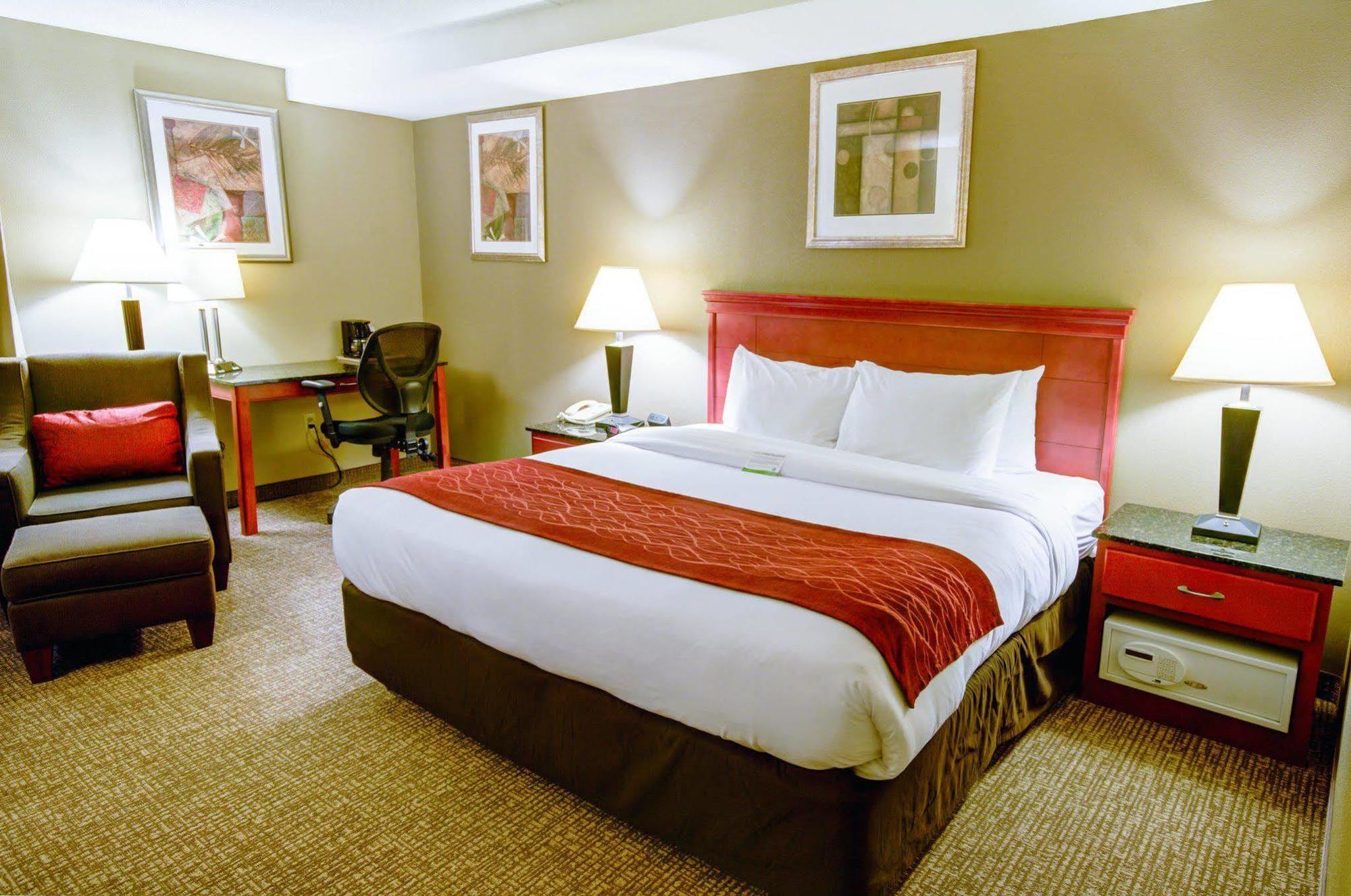 Holiday Inn Express Greencastle, An Ihg Hotel Екстериор снимка